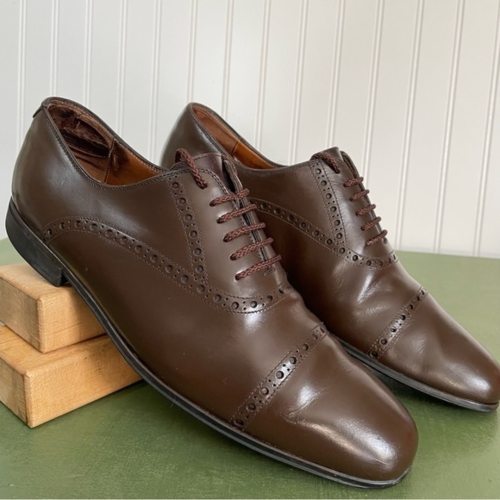 Gucci Unisex Perforated Oxfords in Chocolate Brown Leather *Italy* - Picture 2 of 16